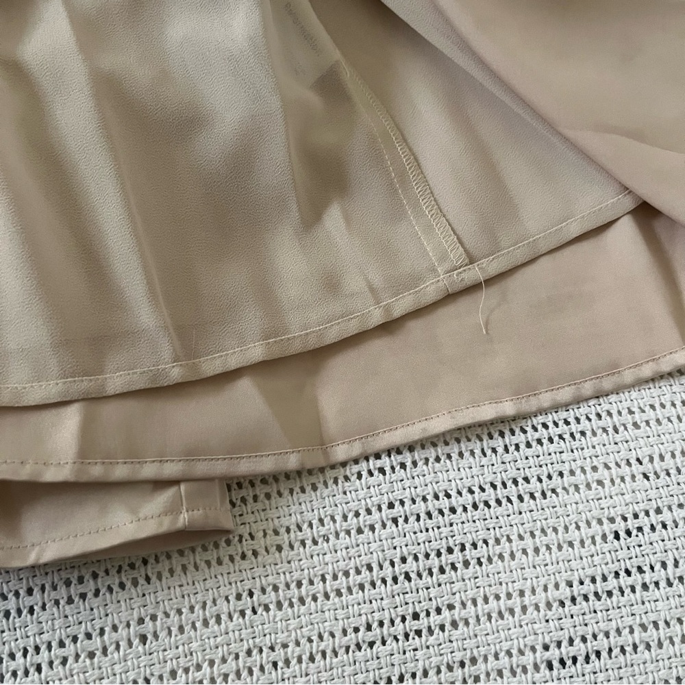 Reformation Hollyhock Dress in Champagne - Picture 7 of 13